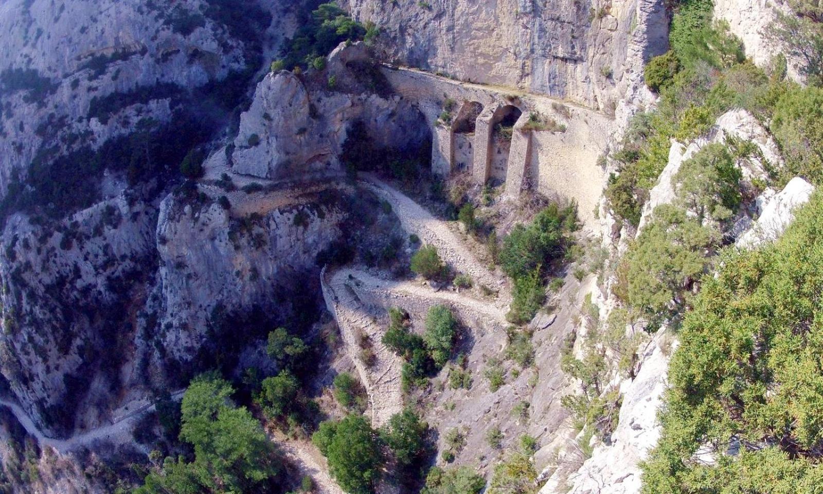 La Maison De La Traverse Saint-Guilhem-le-Desert Exteriör bild